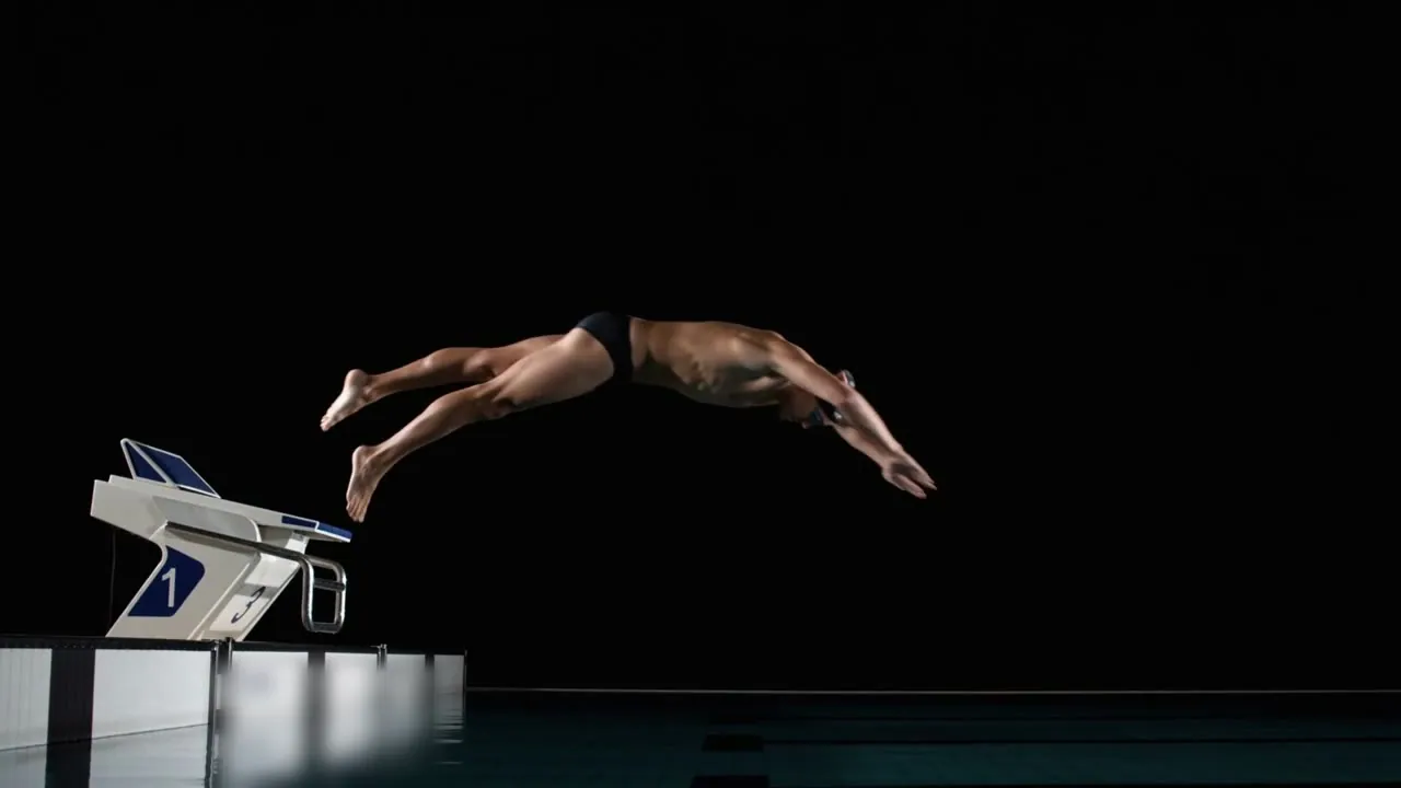 A swimmer in a horizontal streamline, just off the starting block